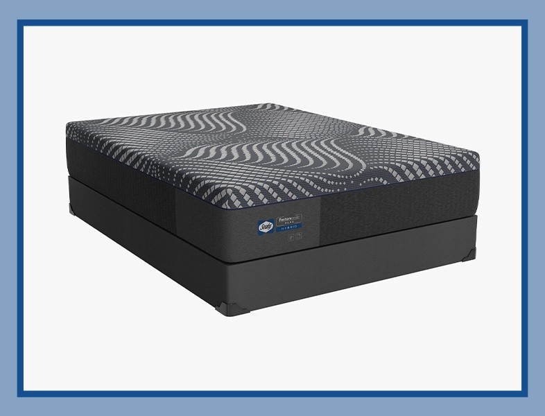 Posturepedic Plus mattress on a flat foundation with a blue border